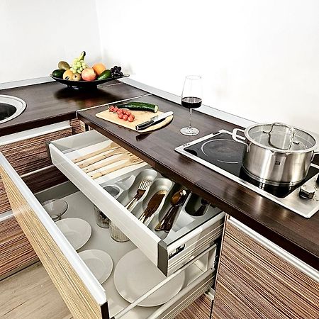 Monique'S Apartment 3 ทิมิชัวรา ภายนอก รูปภาพ